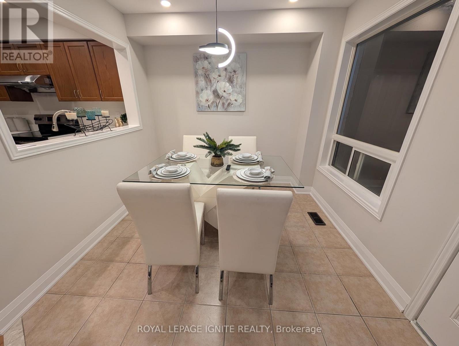 550 Hoover Park Drive, Whitchurch-Stouffville, Ontario  L4A 0S8 - Photo 10 - N13467786