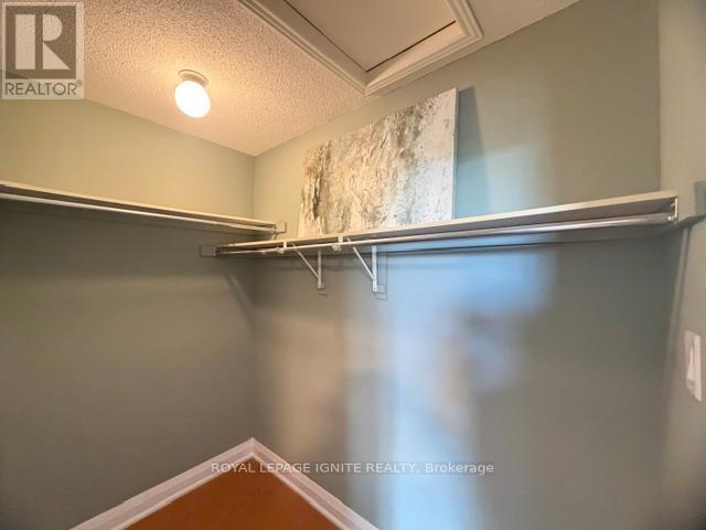 550 Hoover Park Drive, Whitchurch-Stouffville, Ontario  L4A 0S8 - Photo 18 - N13467786