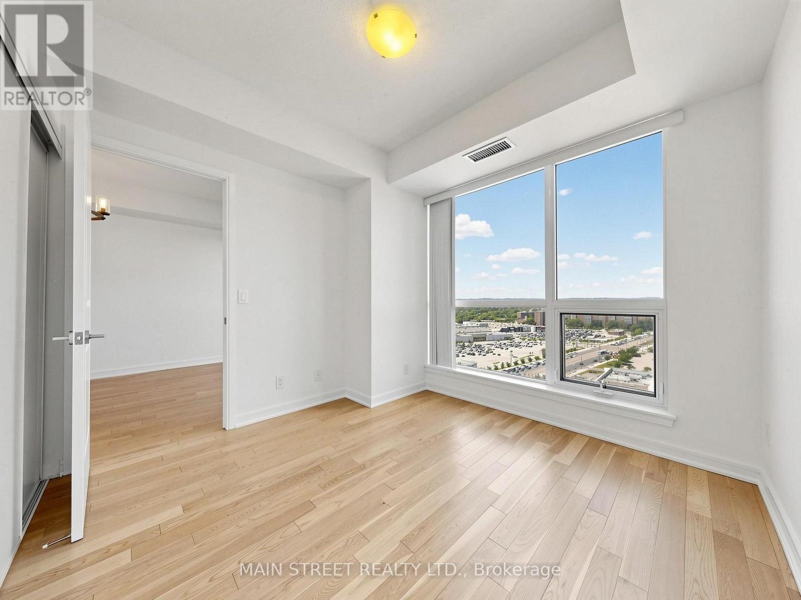 1712 - 9205 Yonge Street, Richmond Hill, Ontario L4C 1V5 - Photo 16 - N13472366