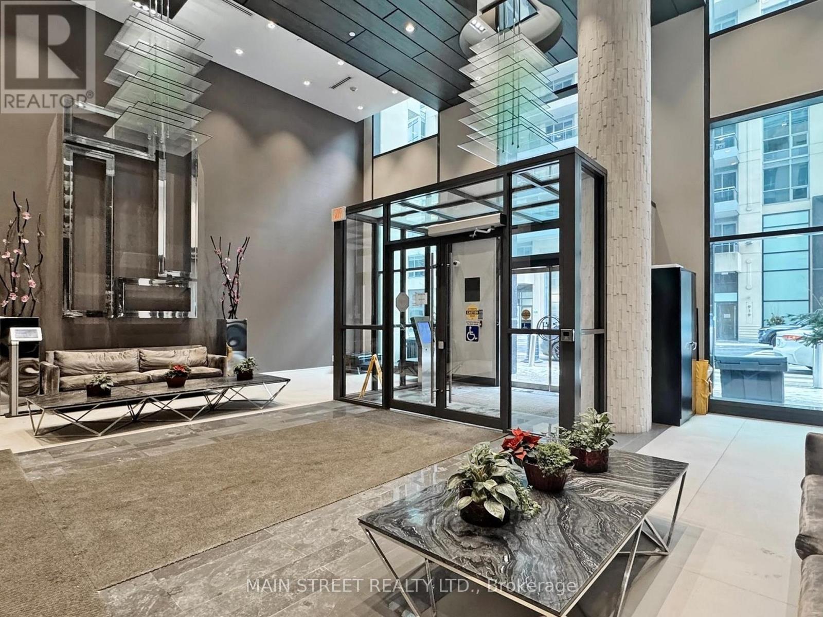 1712 - 9205 Yonge Street, Richmond Hill, Ontario L4C 1V5 - Photo 5 - N13472366