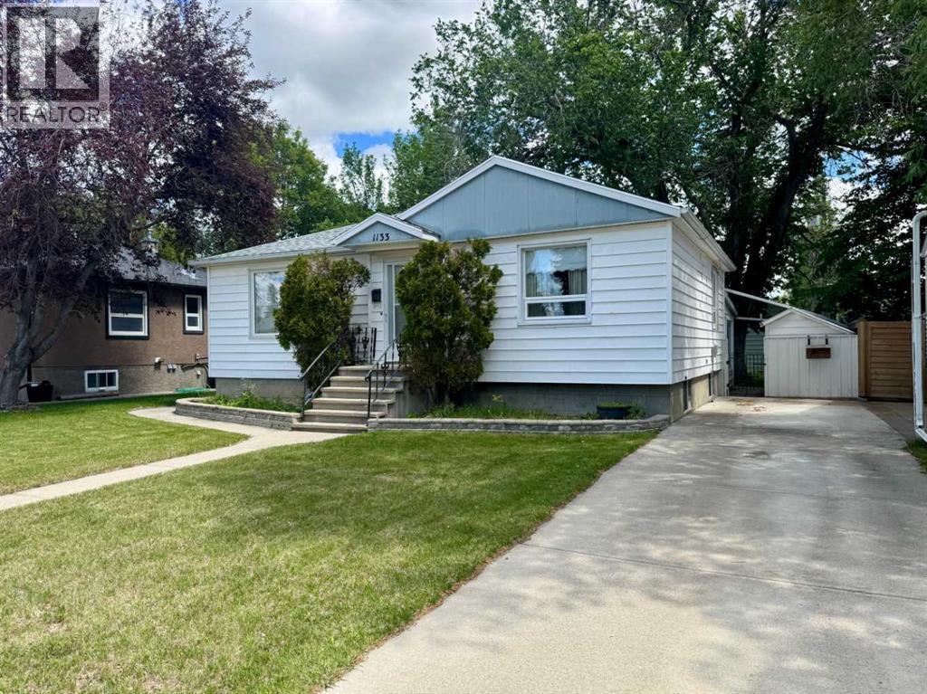 1133 20 Street S, Lethbridge, Alberta  T1K 2E1 - Photo 2 - A2316511