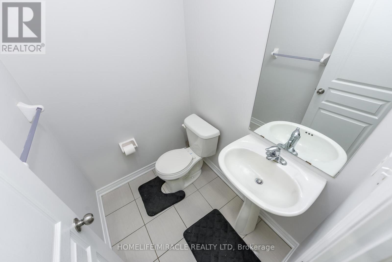 10 Danfield Court, Brampton, Ontario  L6Y 2X9 - Photo 28 - W13472360