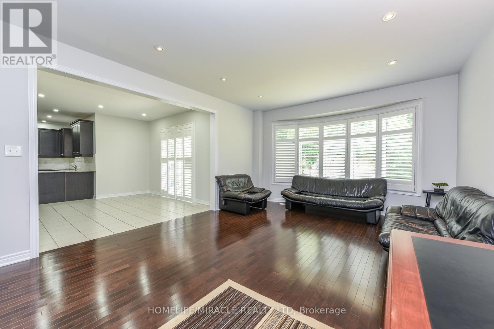 10 Danfield Court, Brampton, Ontario  L6Y 2X9 - Photo 45 - W13472360