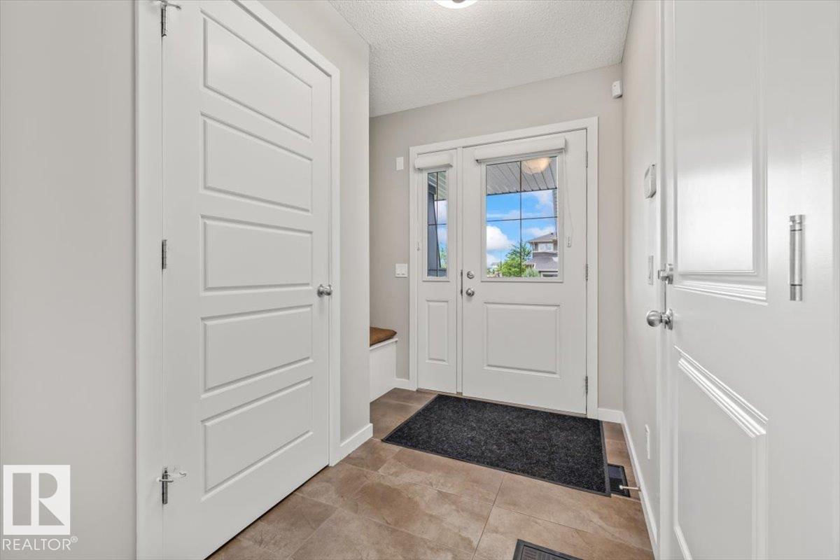 1 James Cr, St. Albert, Alberta  T8N 7S6 - Photo 3 - E4494333