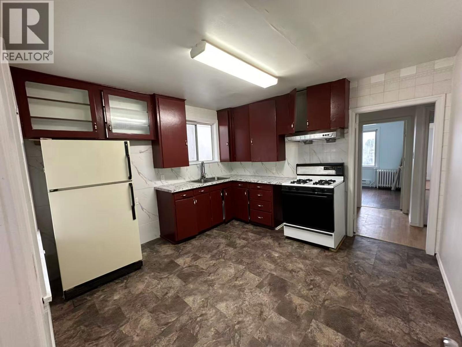 47xx Little St Vancouver, Vancouver, British Columbia  V5X 2C6 - Photo 3 - R3138176