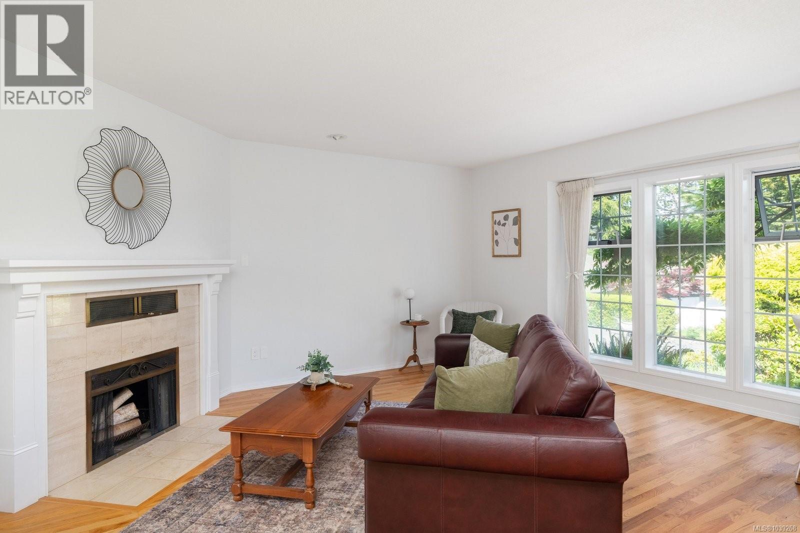 764 Richmond Ave, Victoria, British Columbia  V8S 3Z2 - Photo 6 - 1039268