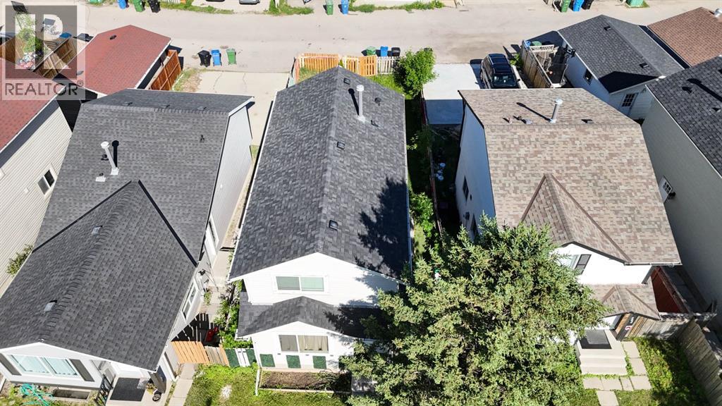 268 Falton Drive NE, Calgary, Alberta  T3J 2W6 - Photo 2 - A2322093