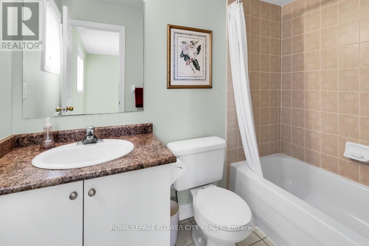 15 Ridgemore Crescent, Brampton, Ontario  L7A 2L6 - Photo 11 - W13472428