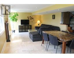 37 TOWNWOOD DRIVE, Richmond Hill, Ontario