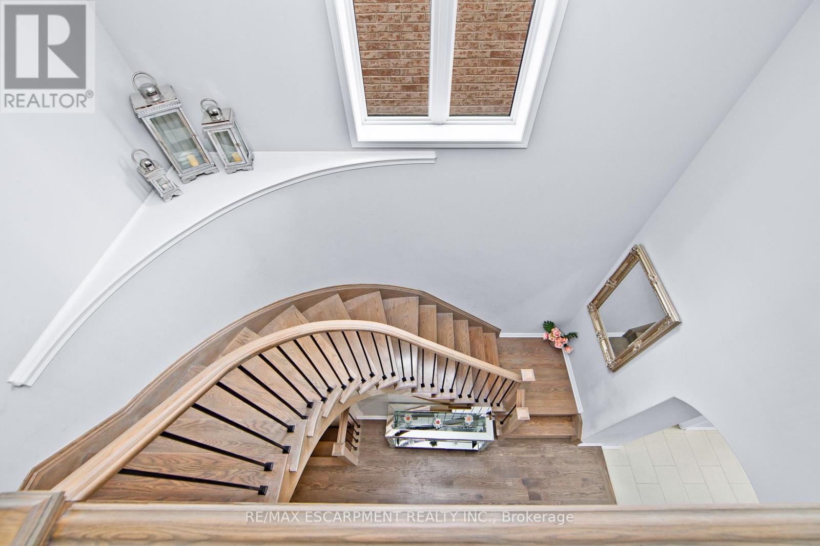 307 Hinton Terrace, Milton, Ontario  L9E 1C8 - Photo 12 - W13472444