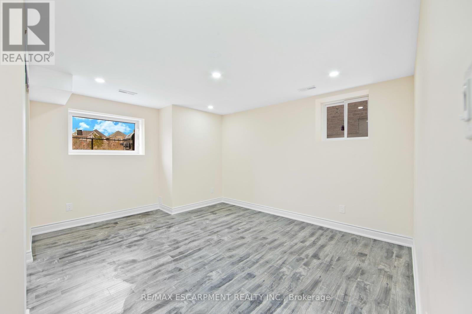 307 Hinton Terrace, Milton, Ontario  L9E 1C8 - Photo 24 - W13472444