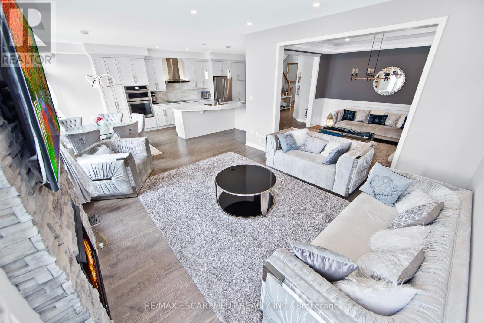 307 Hinton Terrace, Milton, Ontario  L9E 1C8 - Photo 8 - W13472444