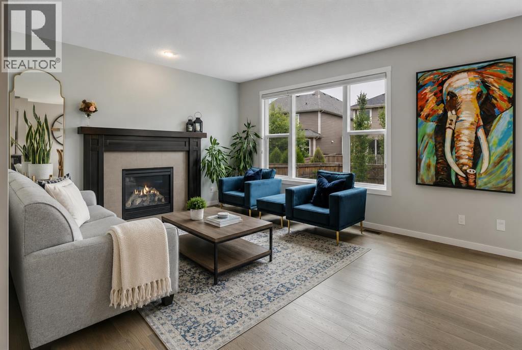 58 Valley Pointe Bay NW, Calgary, Alberta  T3B 6B6 - Photo 6 - A2321587