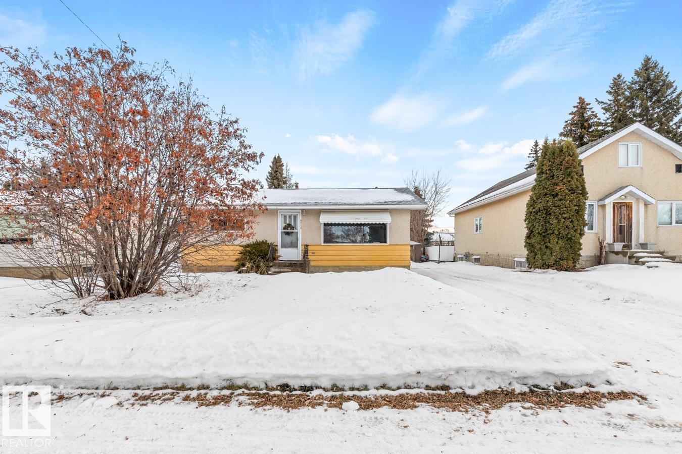 5713 55 St, Vegreville, Alberta  T9C 1J6 - Photo 2 - E4470050
