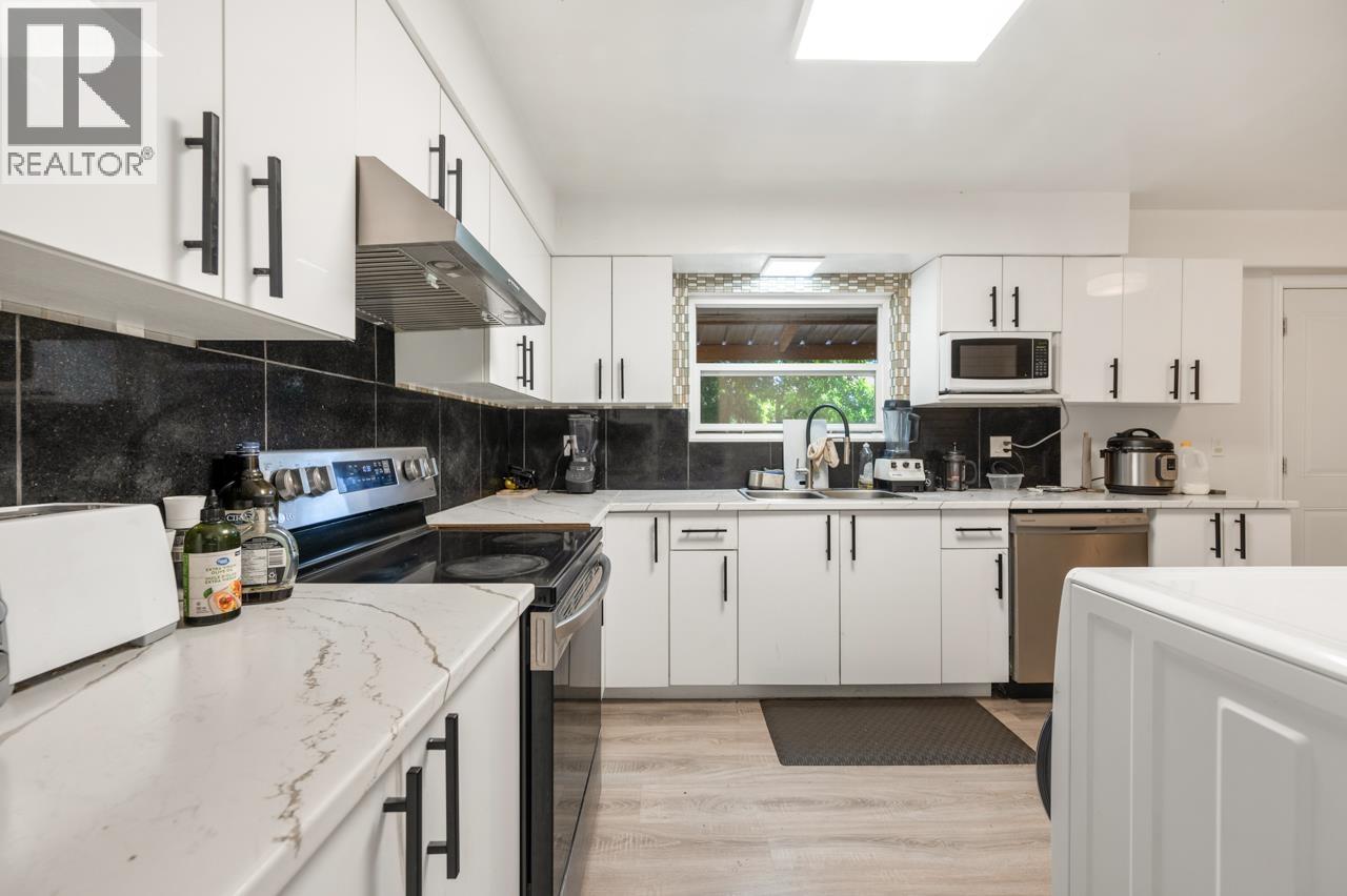 985 Wallace Wynd, Port Moody, British Columbia  V3H 1B6 - Photo 8 - R3133220