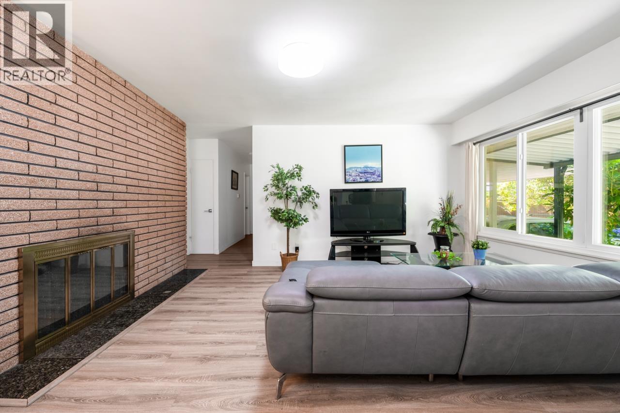 985 Wallace Wynd, Port Moody, British Columbia  V3H 1B6 - Photo 5 - R3133220