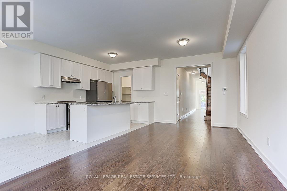 44 Hewison Avenue, Richmond Hill, Ontario  L4S 0J2 - Photo 9 - N13472396
