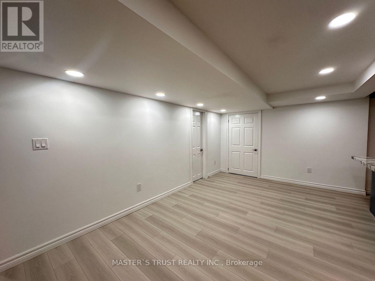 51 Farmstead Road, Richmond Hill, Ontario  L4S 1W3 - Photo 11 - N13472462