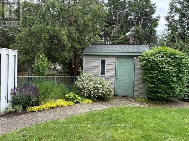 2166 Bickerton Avenue, Ottawa, Ontario  K1J 6Y3 - Photo 41 - X13050488