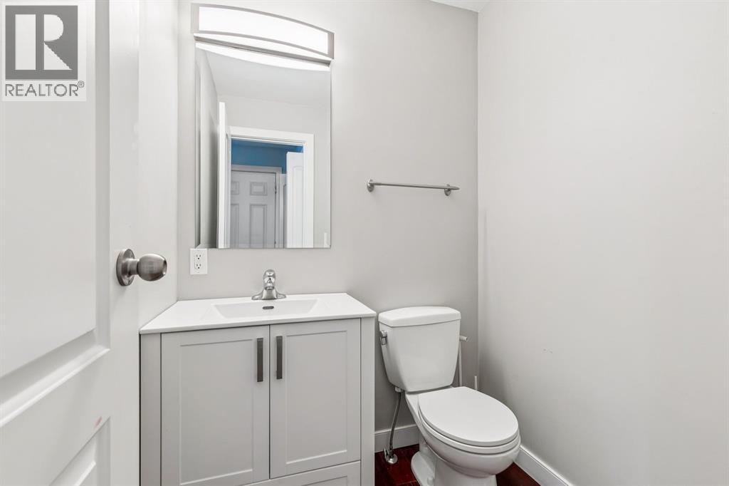 107 Sunbank Way SE, Calgary, Alberta  T2X 2A5 - Photo 8 - A2322212