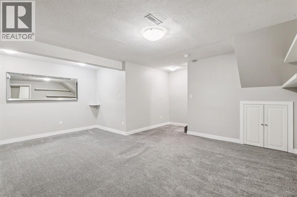 107 Sunbank Way SE, Calgary, Alberta  T2X 2A5 - Photo 15 - A2322212
