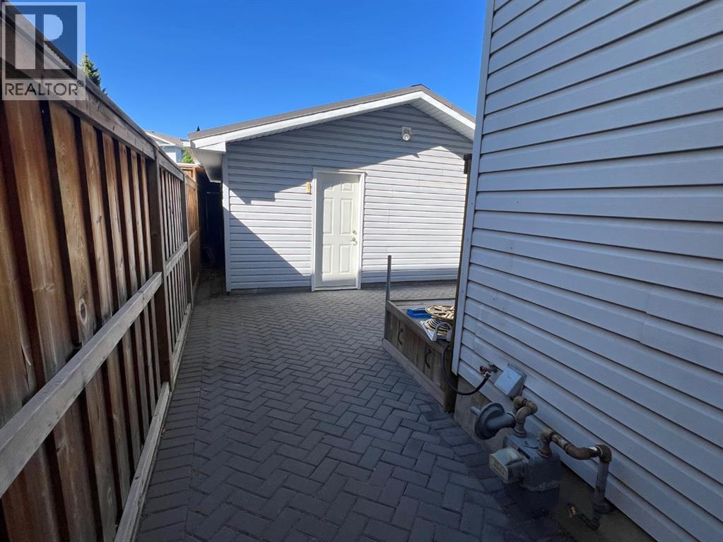 107 Sunbank Way SE, Calgary, Alberta  T2X 2A5 - Photo 20 - A2322212