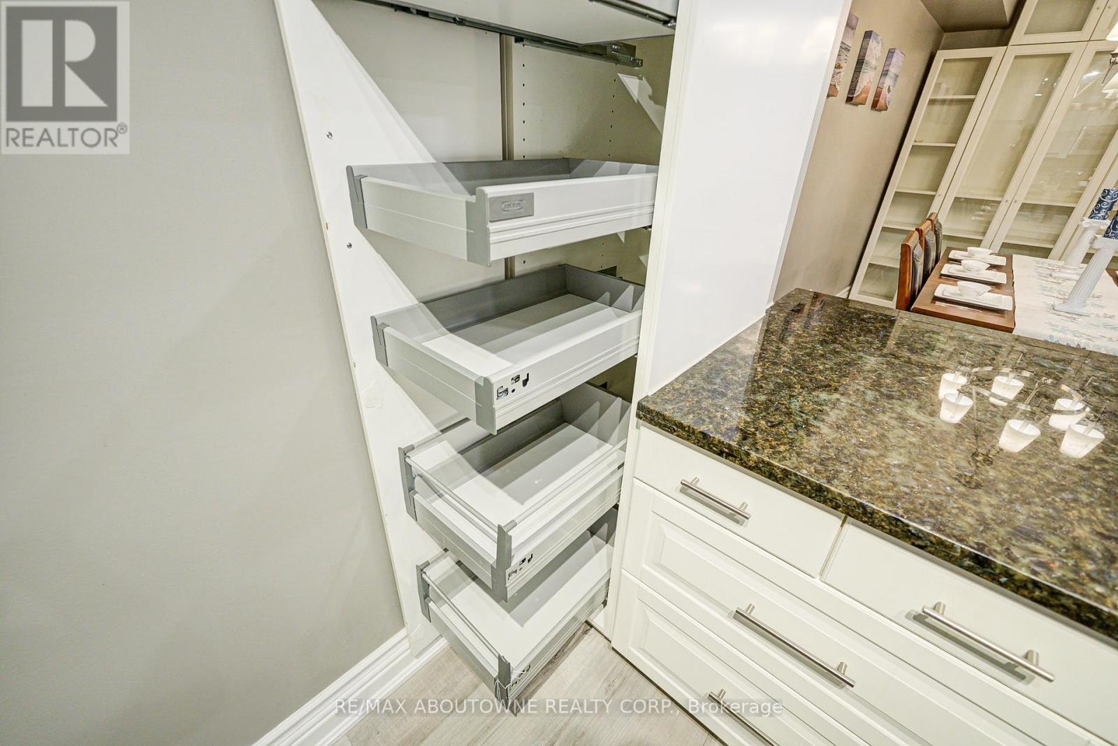 1514 - 1482 Pilgrims Way, Oakville, Ontario  L6M 3G7 - Photo 17 - W13472478