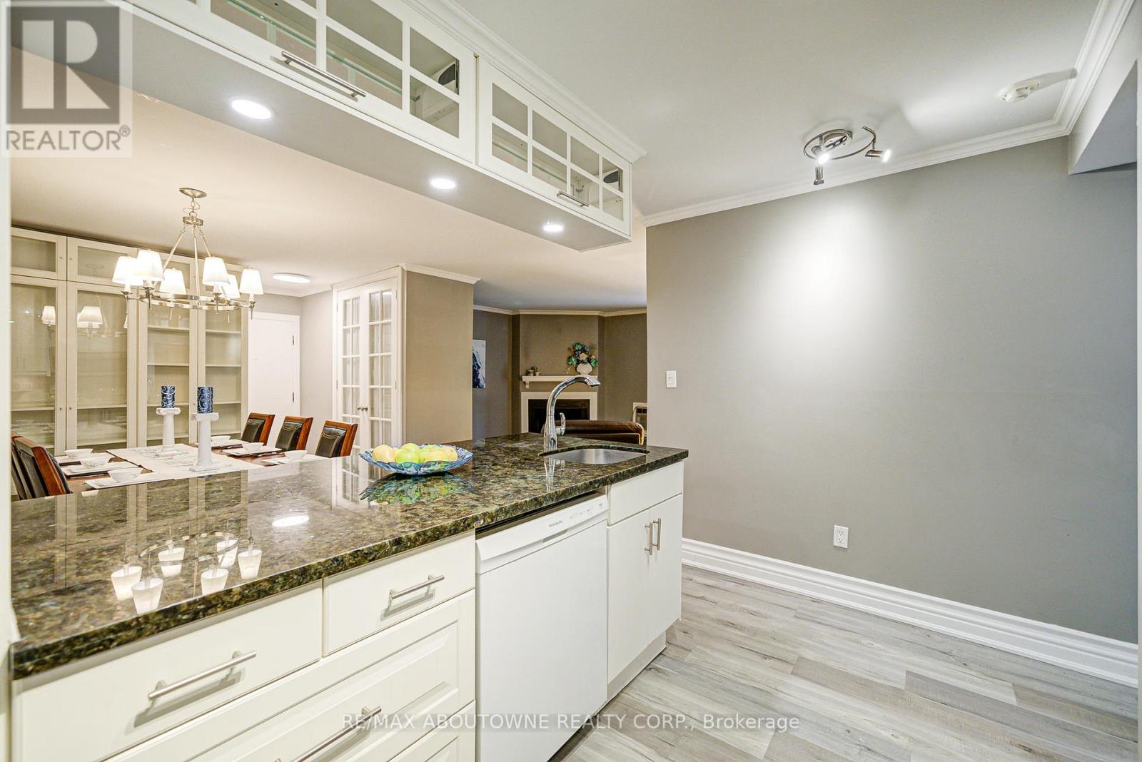 1514 - 1482 Pilgrims Way, Oakville, Ontario  L6M 3G7 - Photo 19 - W13472478