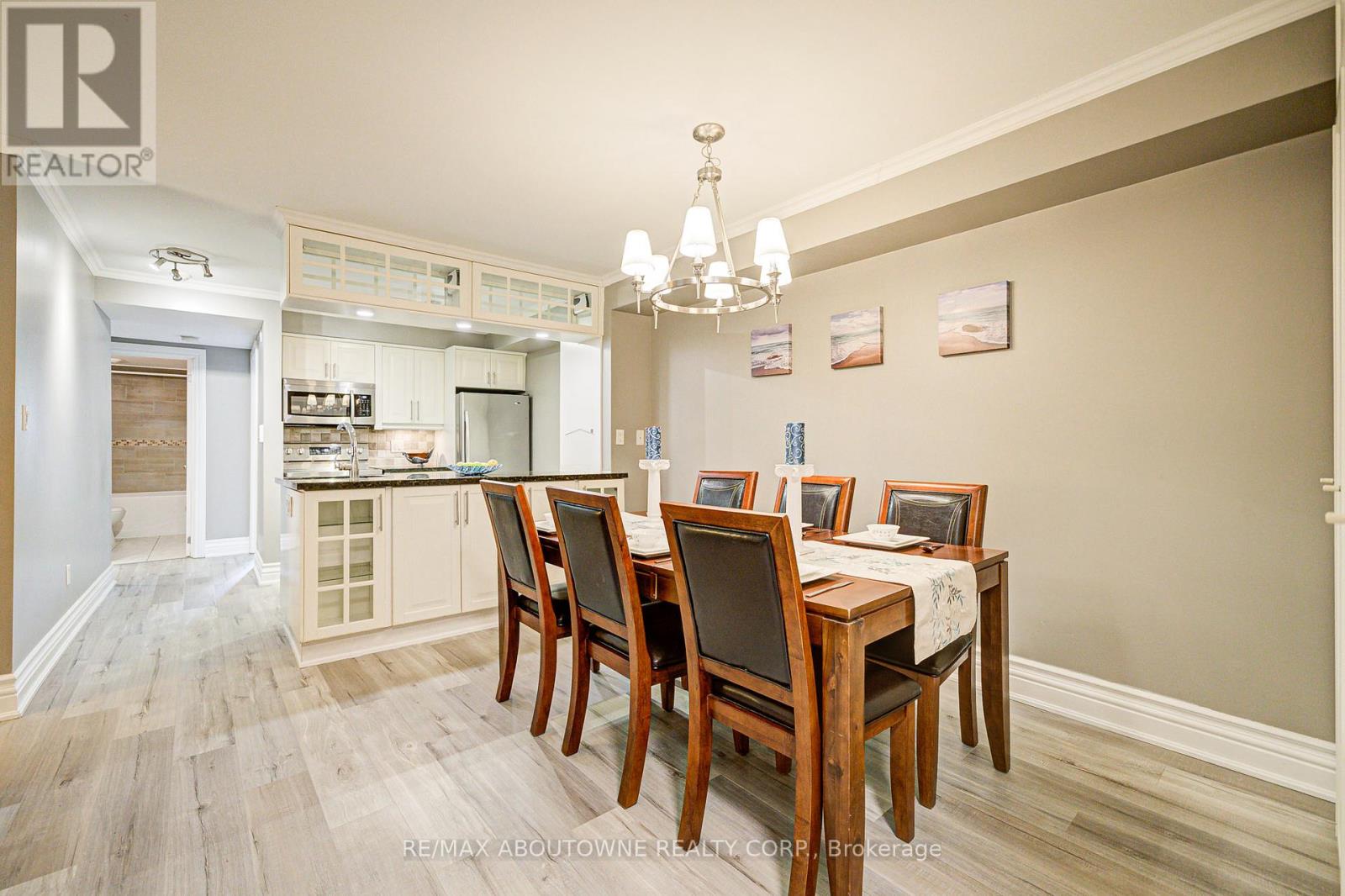 1514 - 1482 Pilgrims Way, Oakville, Ontario  L6M 3G7 - Photo 7 - W13472478