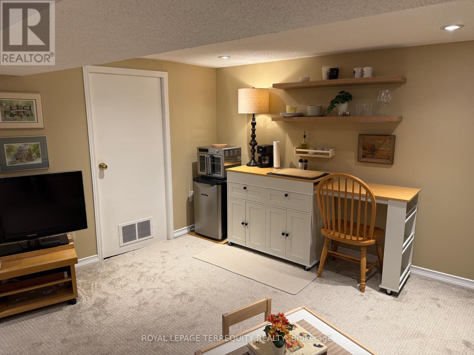 92 Eileen Avenue, Toronto, Ontario  M6N 1V4 - Photo 23 - W13449598