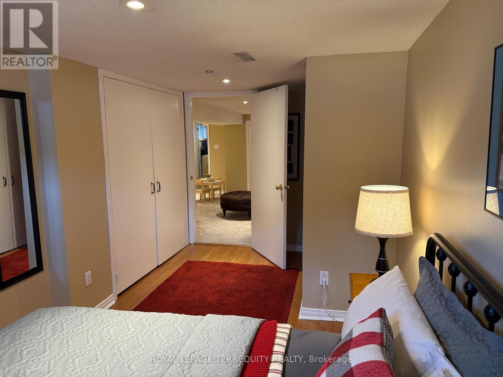 92 Eileen Avenue, Toronto, Ontario  M6N 1V4 - Photo 27 - W13449598