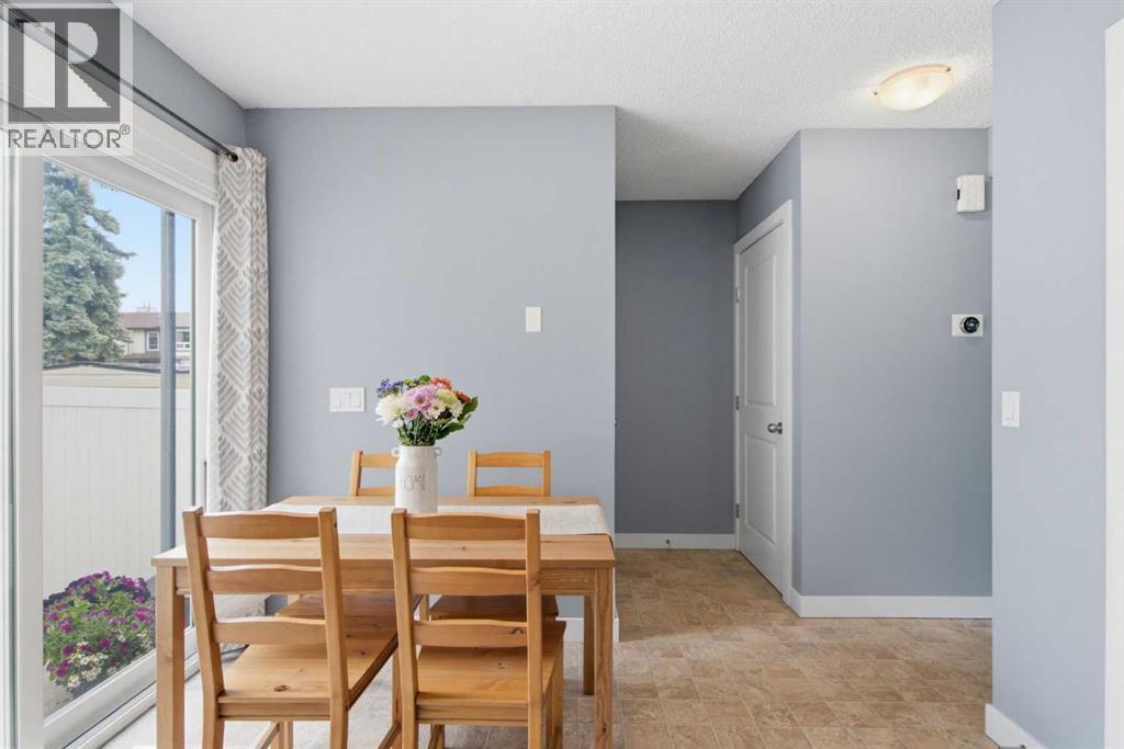 237 Deerpoint Lane SE, Calgary, Alberta  T2J 6M6 - Photo 14 - A2320995