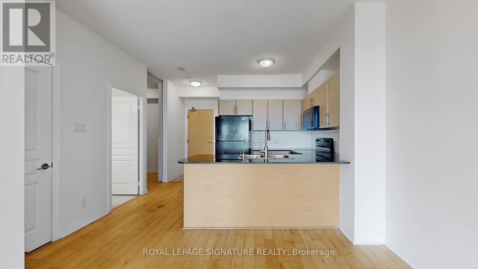 3003 - 3515 Kariya Drive, Mississauga, Ontario  L5B 0C1 - Photo 5 - W13472430