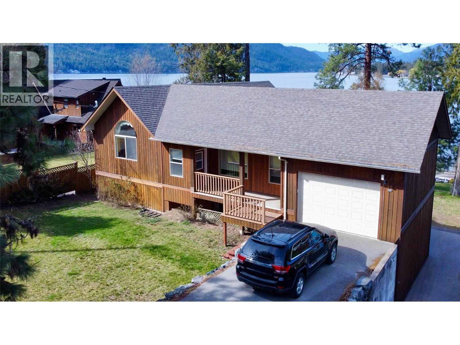 70 Sandner Road, Christina Lake, British Columbia  V0H 1E0 - Photo 4 - 10383113