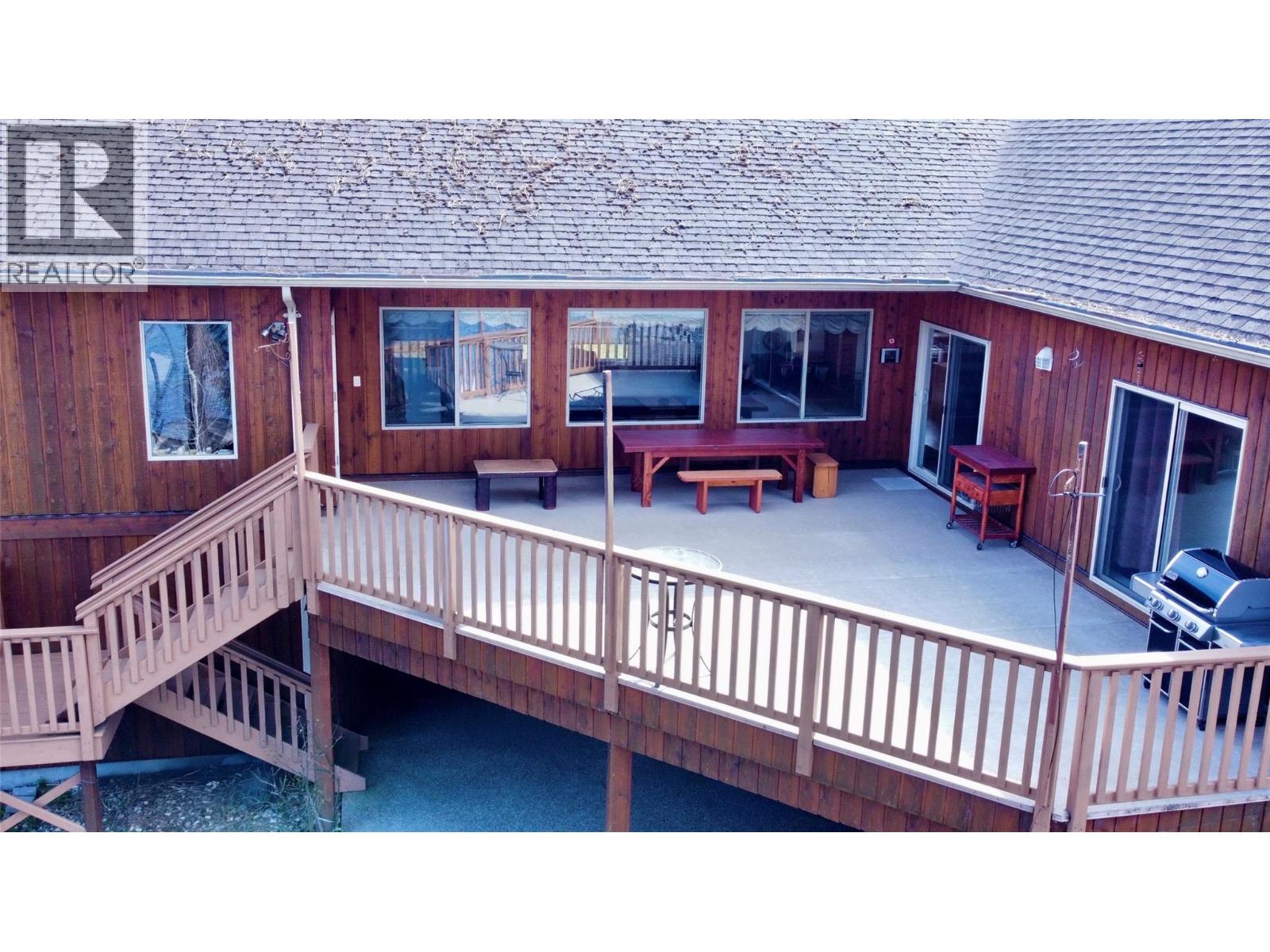 70 Sandner Road, Christina Lake, British Columbia  V0H 1E0 - Photo 22 - 10383113