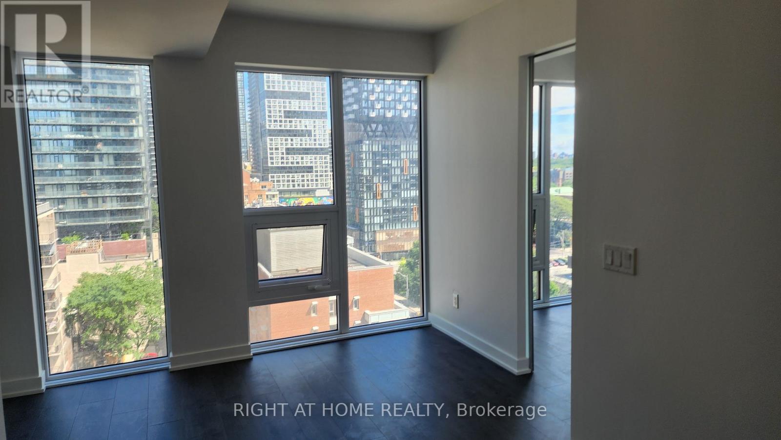 1503 - 100 Queen Street E, Toronto, Ontario  M5C 0B5 - Photo 11 - C13472500