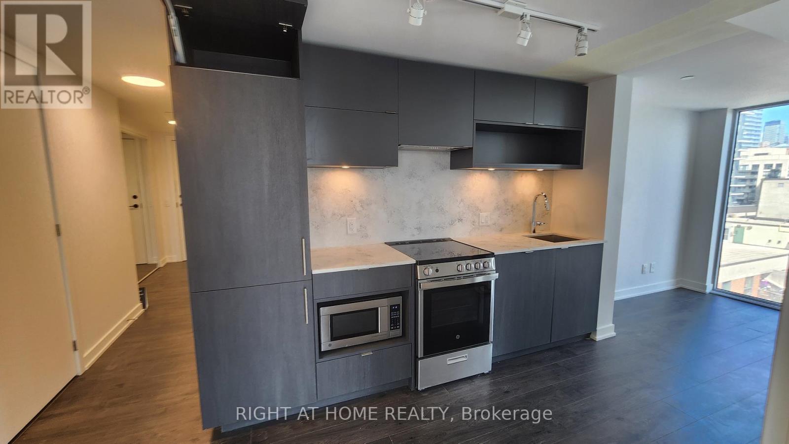 1503 - 100 Queen Street E, Toronto, Ontario  M5C 0B5 - Photo 9 - C13472500