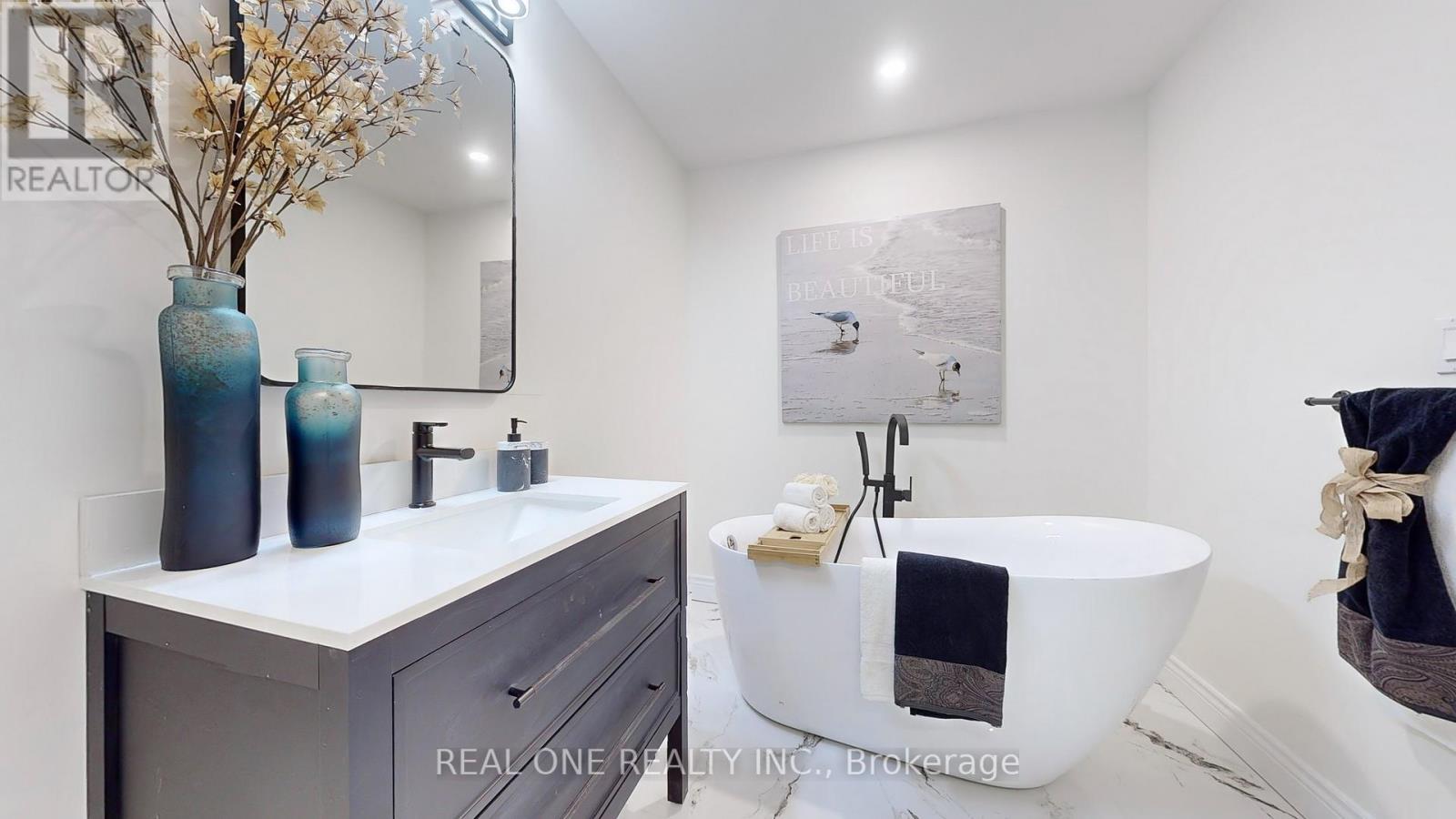 99 Aitken Circle, Markham, Ontario  L3R 7L5 - Photo 25 - N13472512