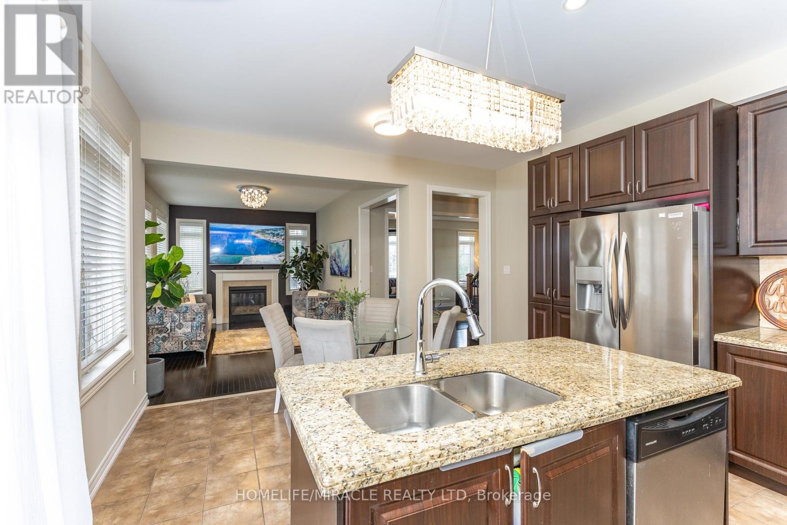 180 Bonnie Braes Drive, Brampton, Ontario  L6Y 5Y7 - Photo 13 - W13461320