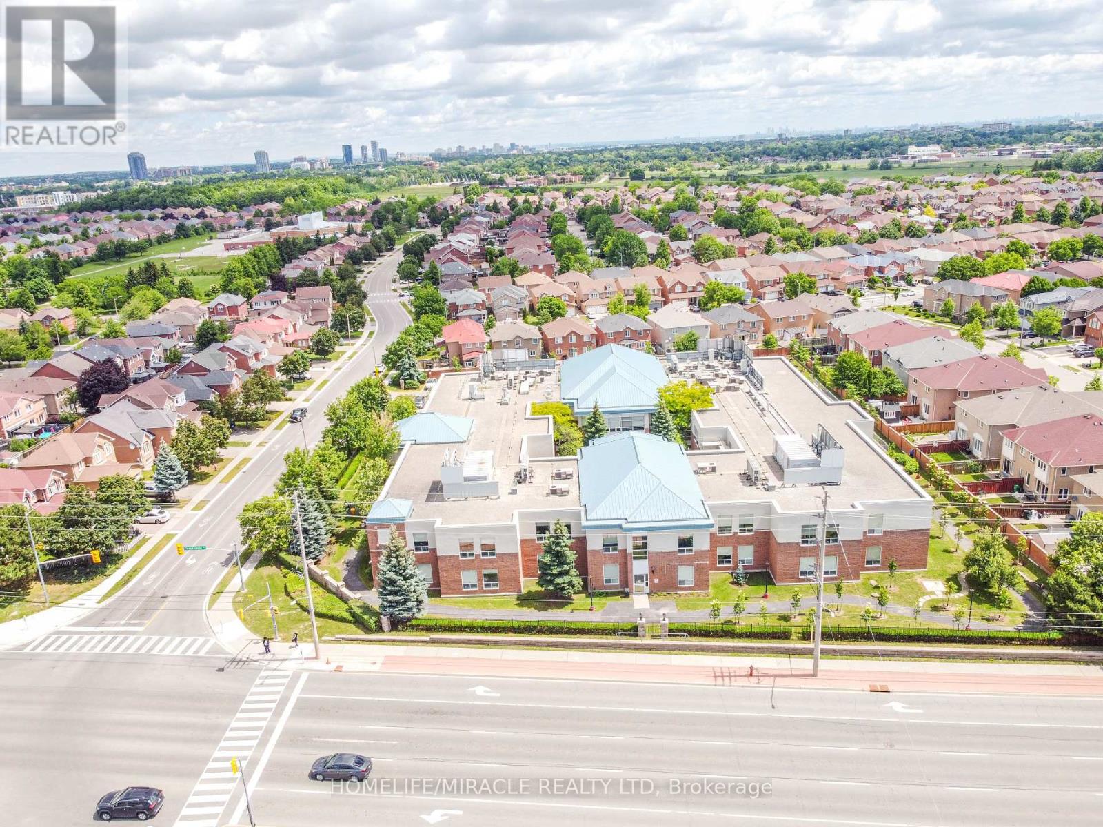 180 Bonnie Braes Drive, Brampton, Ontario  L6Y 5Y7 - Photo 43 - W13461320
