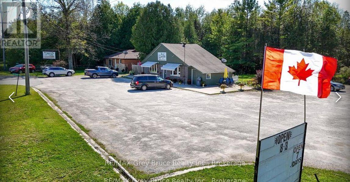 317558 AND 317560 HIGHWAY 6 AND 10 HIGHWAY S, georgian bluffs, Ontario