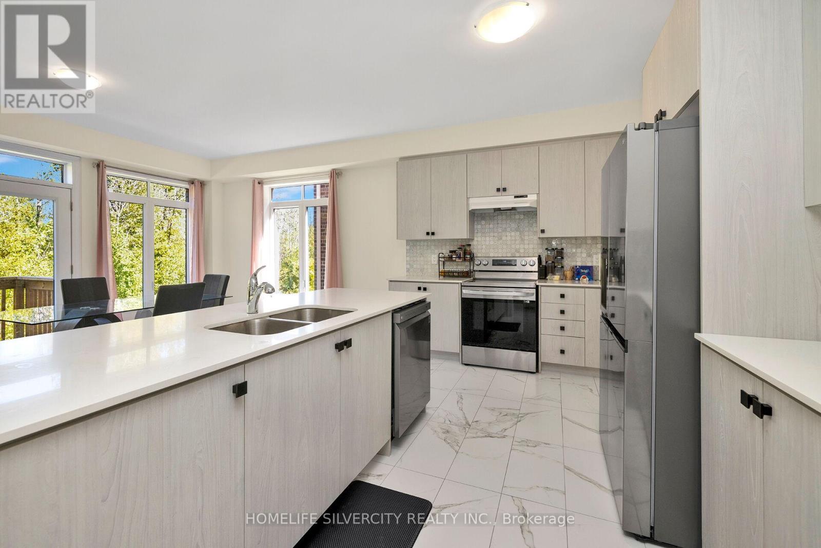 2281 Lozenby Street, Innisfil, Ontario  L9S 0M8 - Photo 10 - N13472528