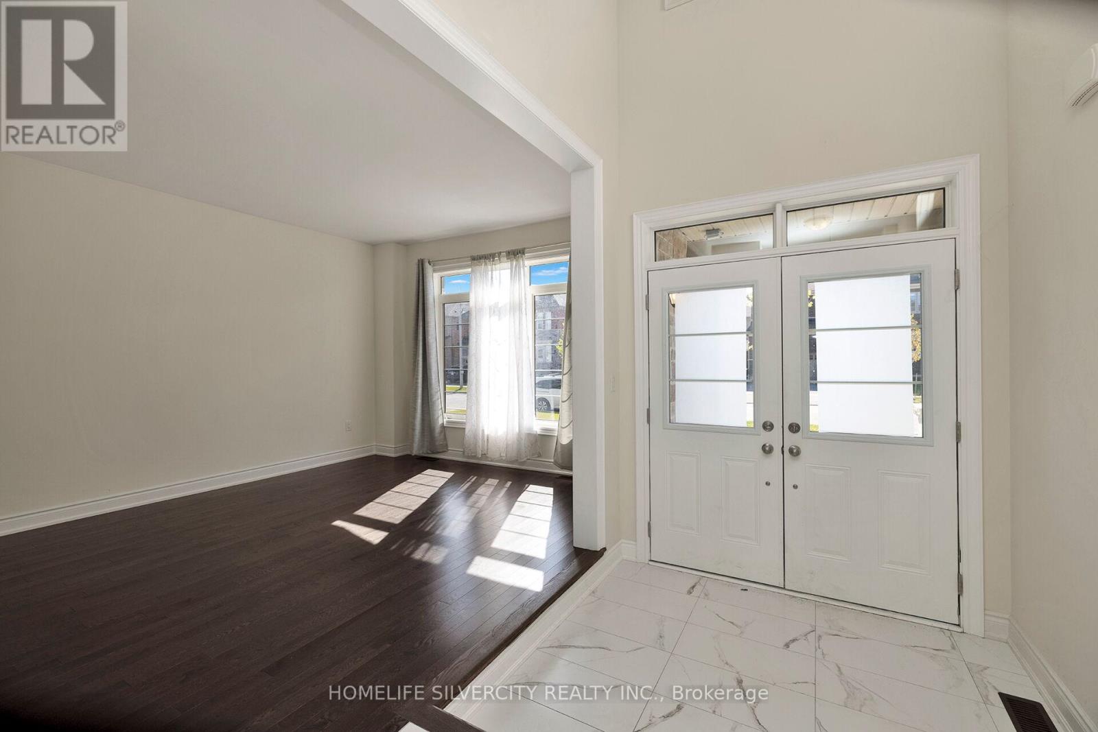 2281 Lozenby Street, Innisfil, Ontario  L9S 0M8 - Photo 4 - N13472528