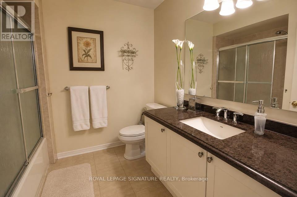 112 Barnwood Drive, Richmond Hill, Ontario L4E 5A2 - Photo 19 - N13239236