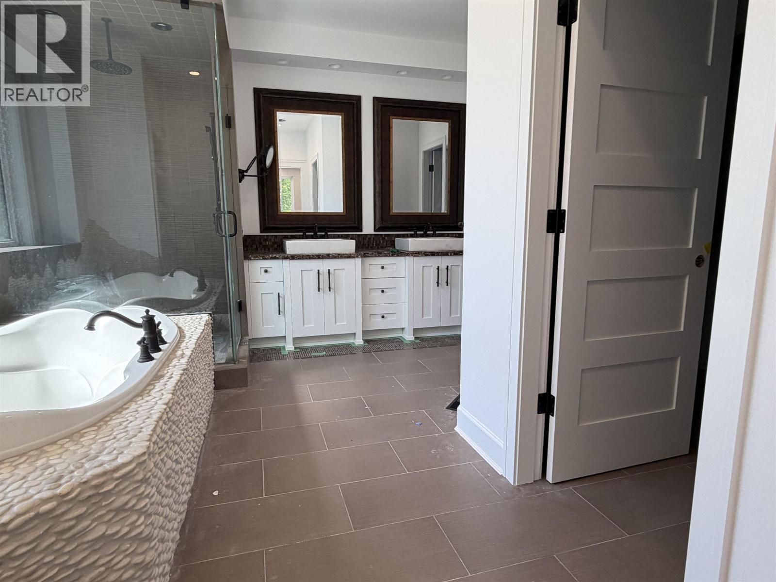 26540 124 Avenue, Maple Ridge, British Columbia V2W 0E2 - Photo 13 - R3091833