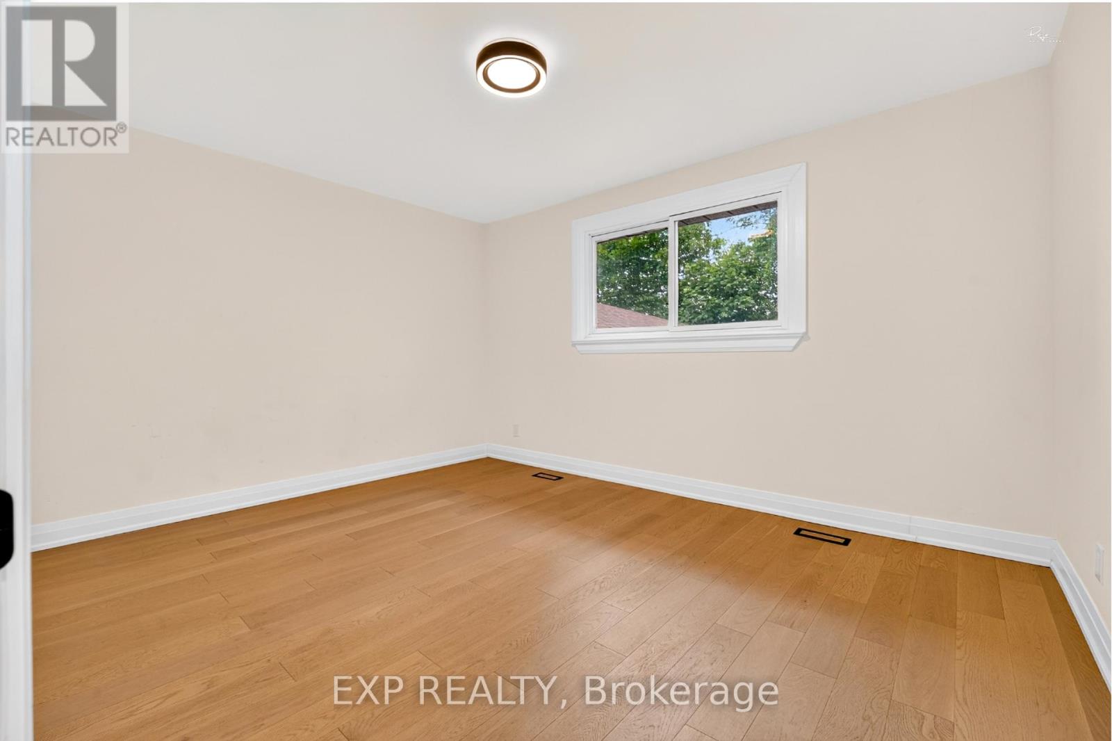 39 Treadgold Crescent, Toronto, Ontario  M3A 1X1 - Photo 12 - C13472548