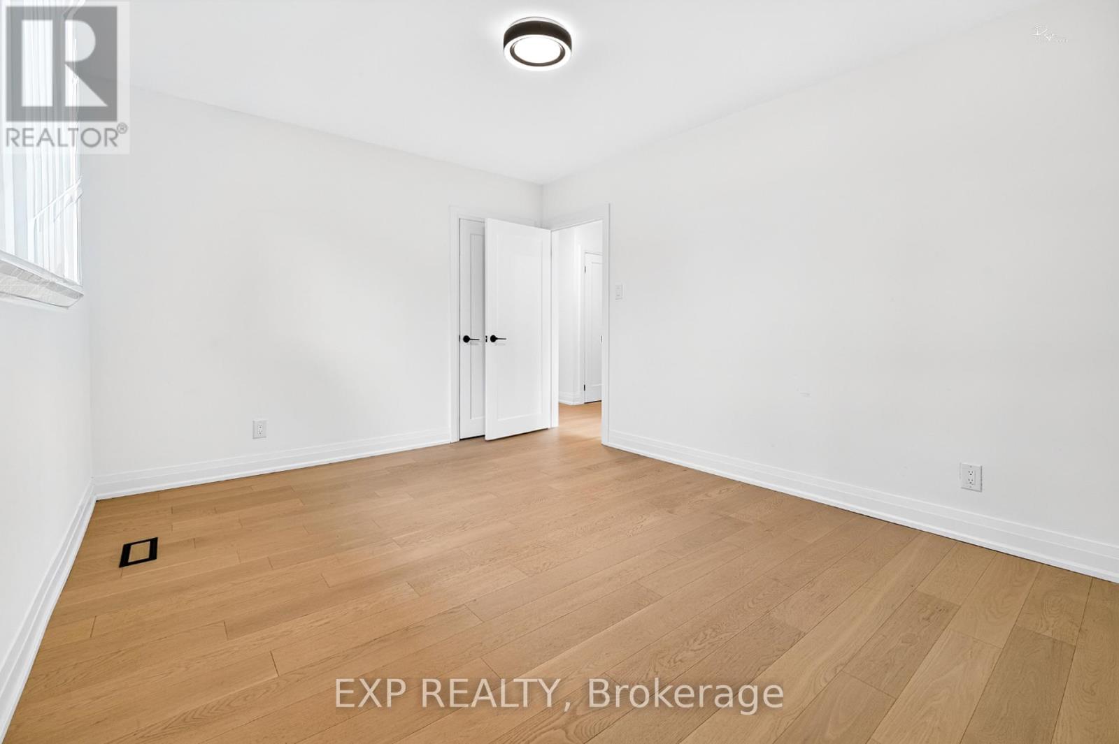 39 Treadgold Crescent, Toronto, Ontario  M3A 1X1 - Photo 9 - C13472548