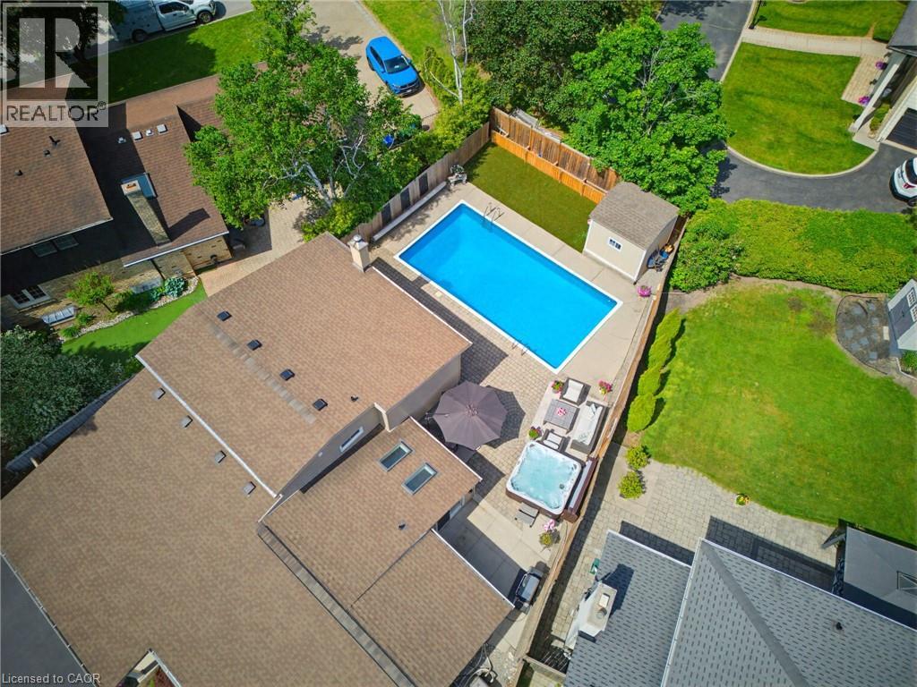 2063 Cavendish Drive, Burlington, Ontario  L7P 1Y9 - Photo 3 - 40832461
