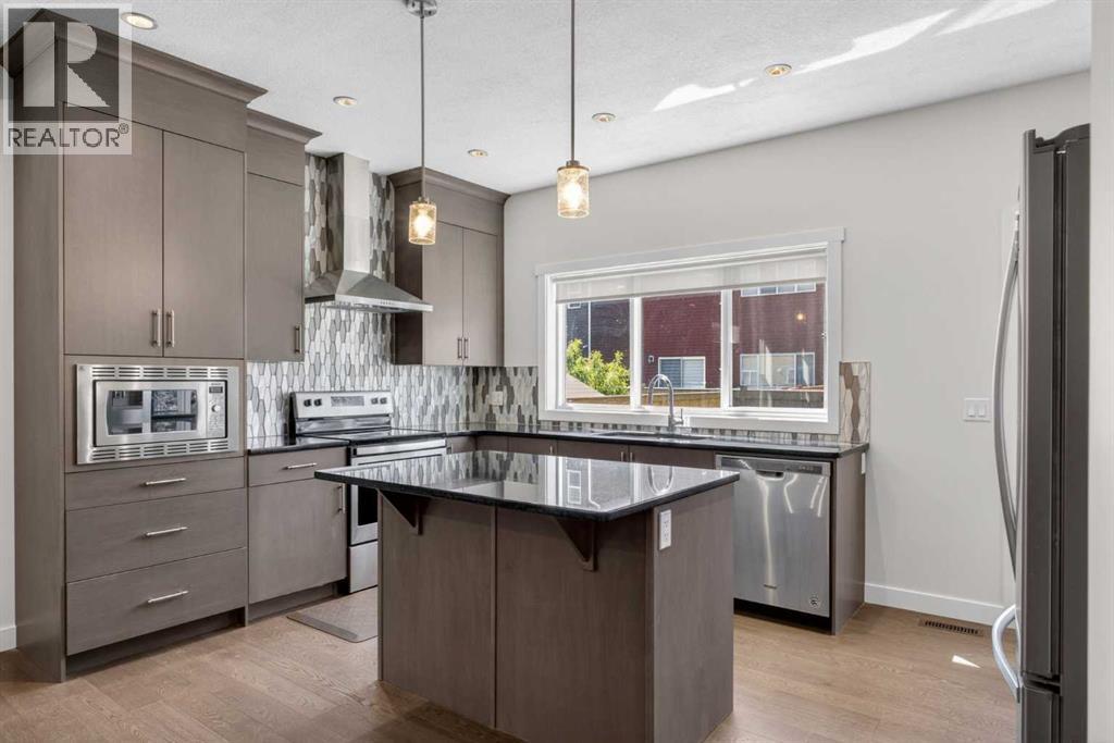 77 Saddlestone Place NE, Calgary, Alberta  T3J 0Z6 - Photo 12 - A2315945