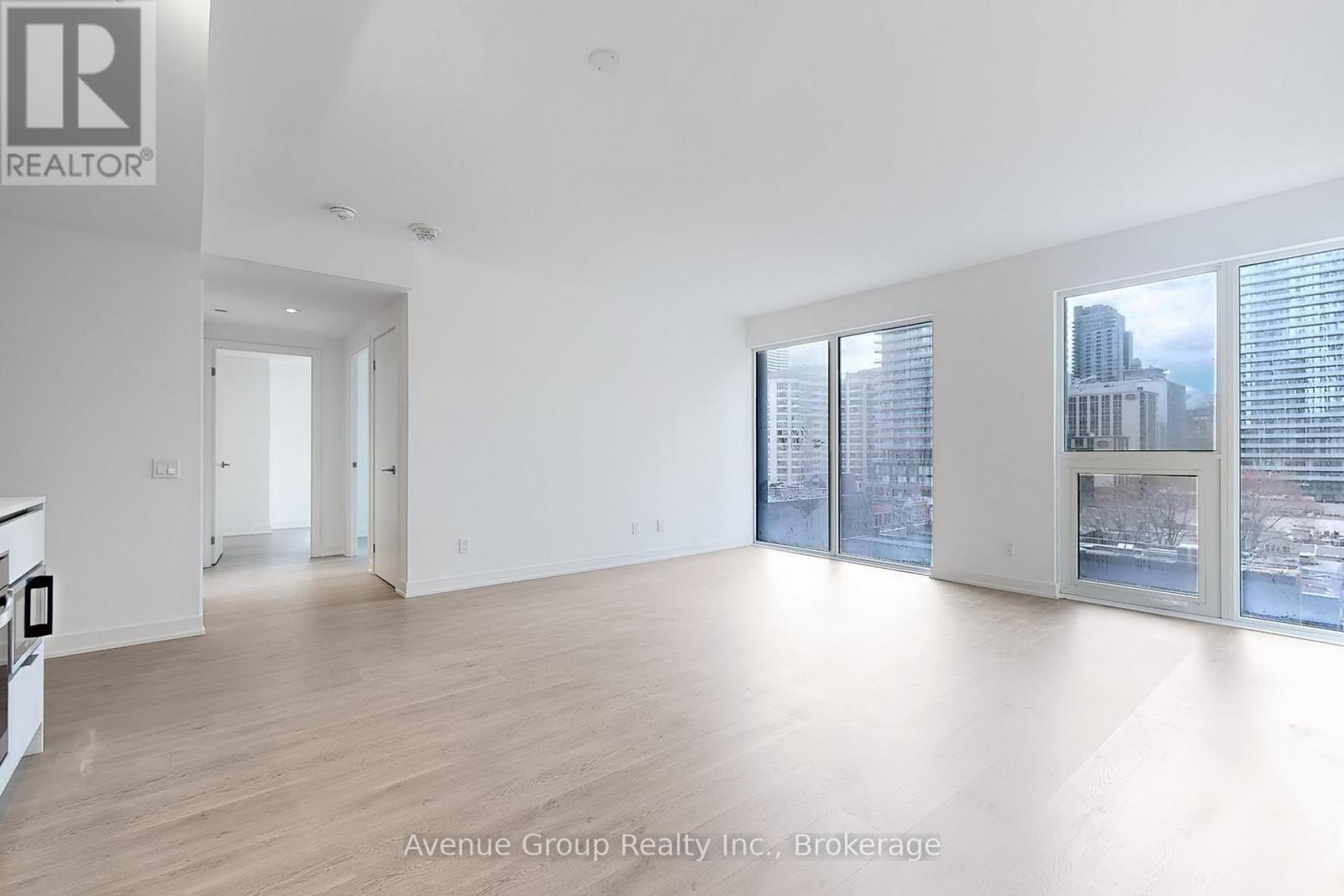 708 - 8 Wellesley Street W, Toronto, Ontario  M4Y 0J5 - Photo 4 - C13472244